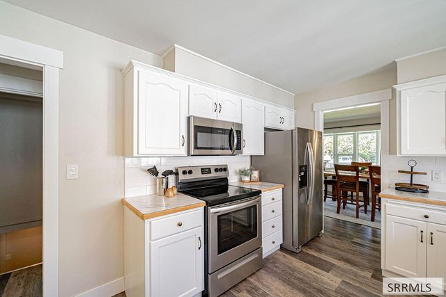 818 Maplewood Drive, Idaho Falls, ID 83401