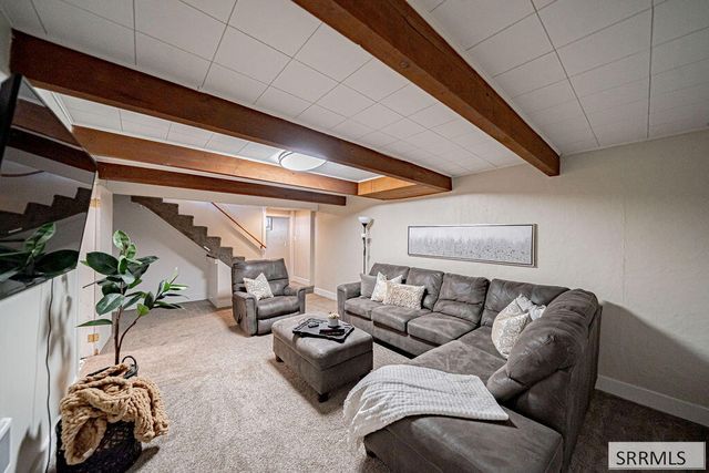 818 Maplewood Drive, Idaho Falls, ID 83401
