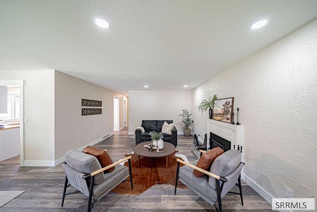 818 Maplewood Drive, Idaho Falls, ID 83401