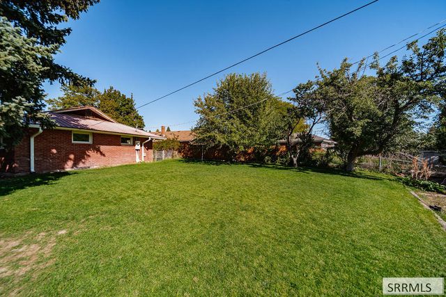 818 Maplewood Drive, Idaho Falls, ID 83401