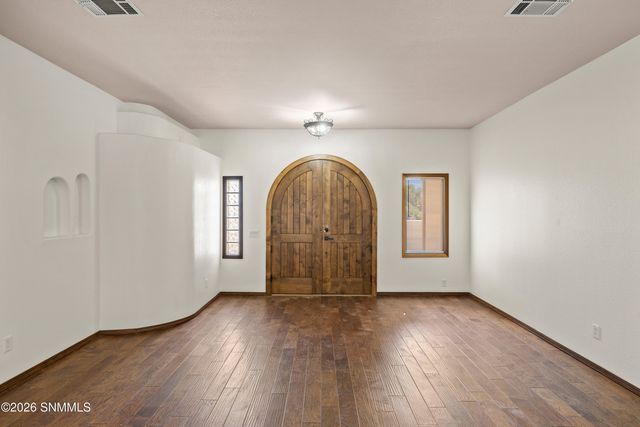 2591 Tularosa Drive, Las Cruces, NM 88007