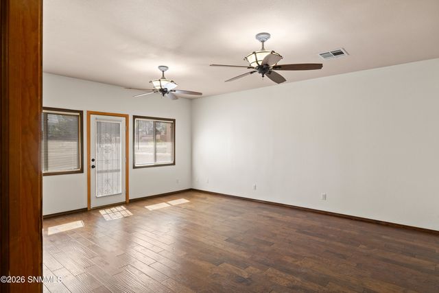 2591 Tularosa Drive, Las Cruces, NM 88007