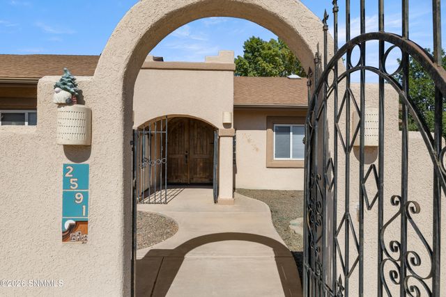 2591 Tularosa Drive, Las Cruces, NM 88007
