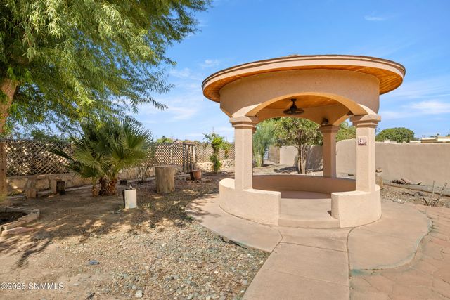 2591 Tularosa Drive, Las Cruces, NM 88007