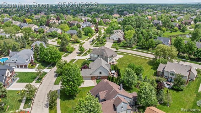 51013 W Hills Drive, Plymouth, MI 48170