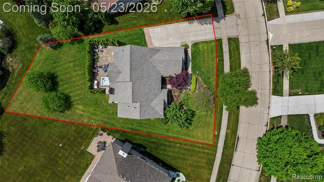 51013 W Hills Drive, Plymouth, MI 48170