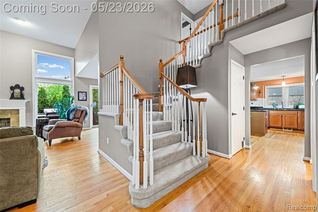 51013 W Hills Drive, Plymouth, MI 48170