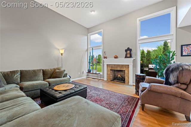 51013 W Hills Drive, Plymouth, MI 48170
