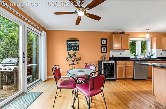 51013 W Hills Drive, Plymouth, MI 48170