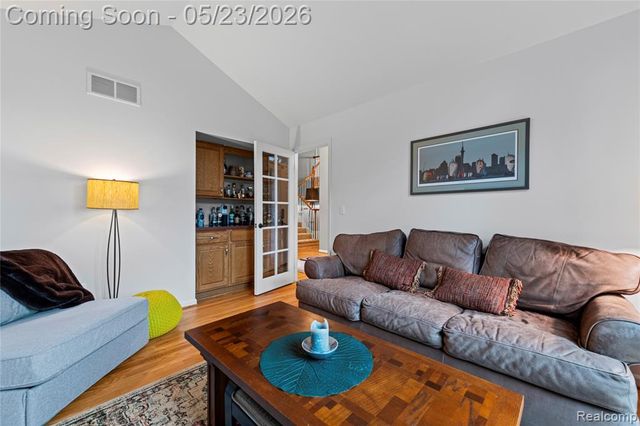 51013 W Hills Drive, Plymouth, MI 48170
