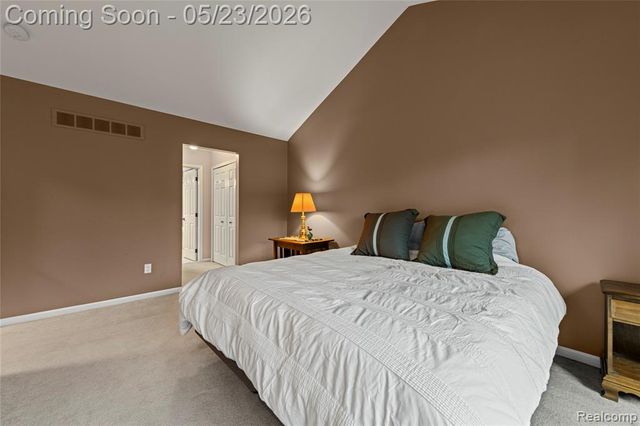 51013 W Hills Drive, Plymouth, MI 48170