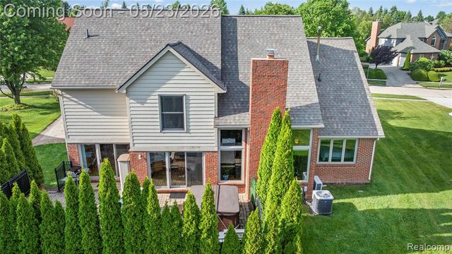 51013 W Hills Drive, Plymouth, MI 48170