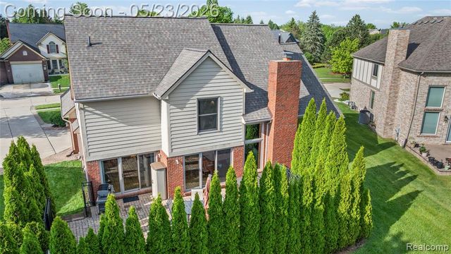 51013 W Hills Drive, Plymouth, MI 48170