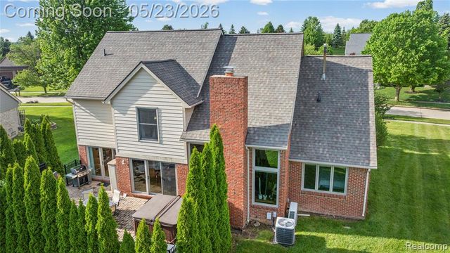 51013 W Hills Drive, Plymouth, MI 48170