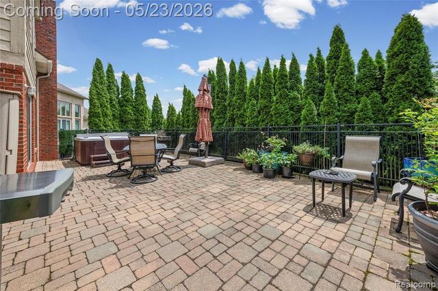51013 W Hills Drive, Plymouth, MI 48170