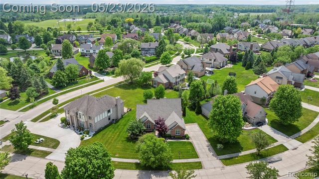 51013 W Hills Drive, Plymouth, MI 48170