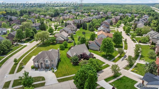 51013 W Hills Drive, Plymouth, MI 48170