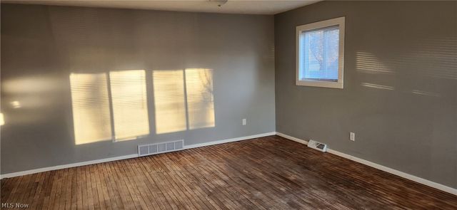 530 Lawnview Avenue, Painesville, OH 44077