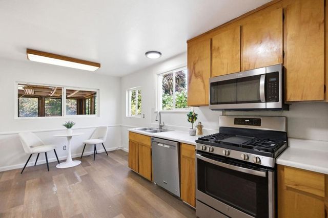 1537 Cypress Avenue, San Mateo, CA 94401