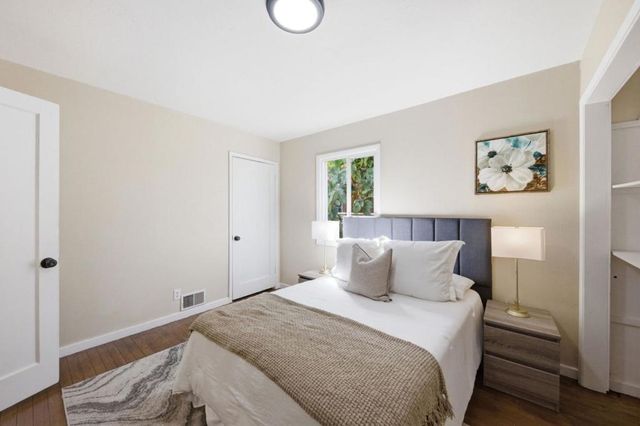 1537 Cypress Avenue, San Mateo, CA 94401