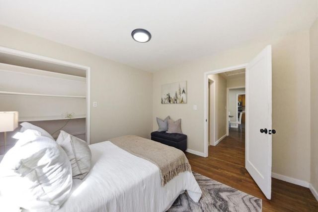 1537 Cypress Avenue, San Mateo, CA 94401