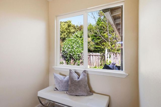 1537 Cypress Avenue, San Mateo, CA 94401