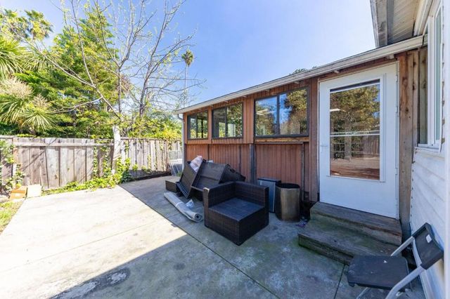 1537 Cypress Avenue, San Mateo, CA 94401