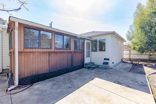 1537 Cypress Avenue, San Mateo, CA 94401