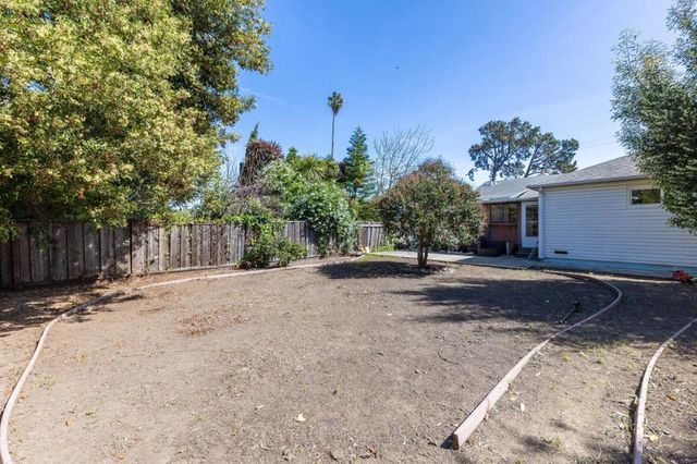 1537 Cypress Avenue, San Mateo, CA 94401