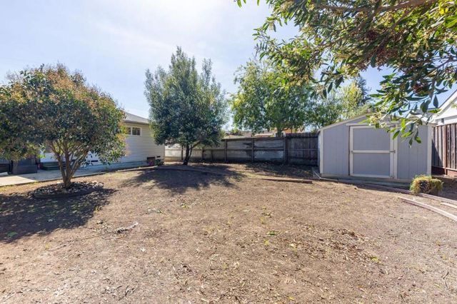 1537 Cypress Avenue, San Mateo, CA 94401