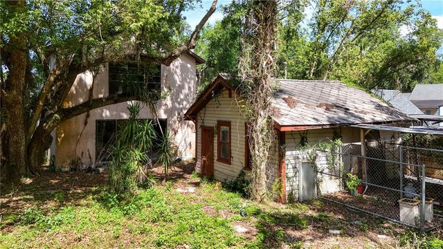 19 E MORNINGVIEW DRIVE, Eustis, FL 32726