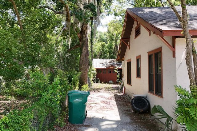 19 E MORNINGVIEW DRIVE, Eustis, FL 32726