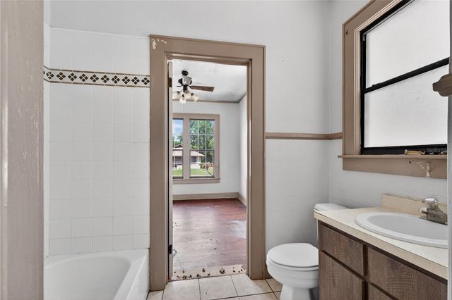 19 E MORNINGVIEW DRIVE, Eustis, FL 32726