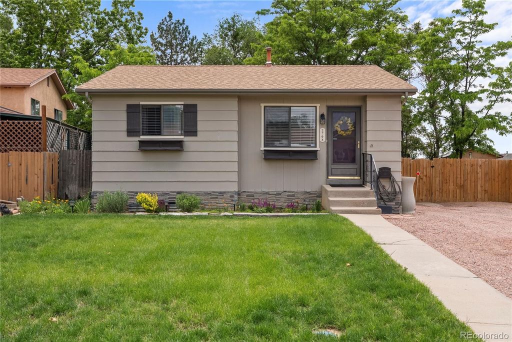 2708 Norwich Avenue, Pueblo, CO 81003