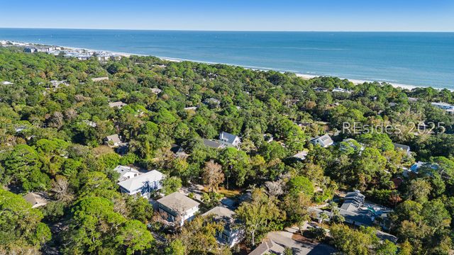 110 Shell Midden Ln, Hilton Head Island, SC 29928