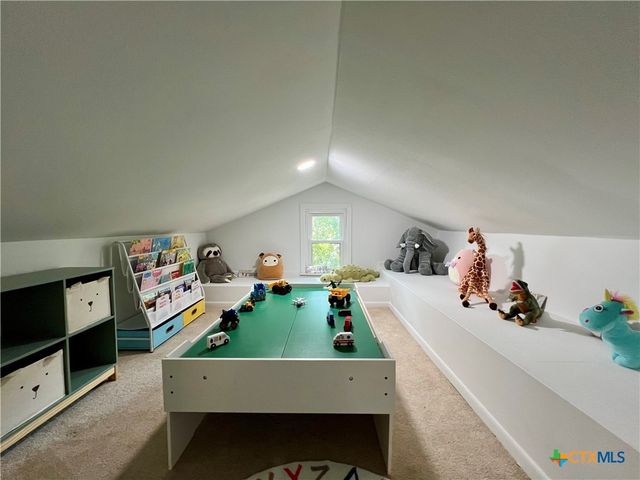 109 Pasadena Drive, Victoria, TX 77904