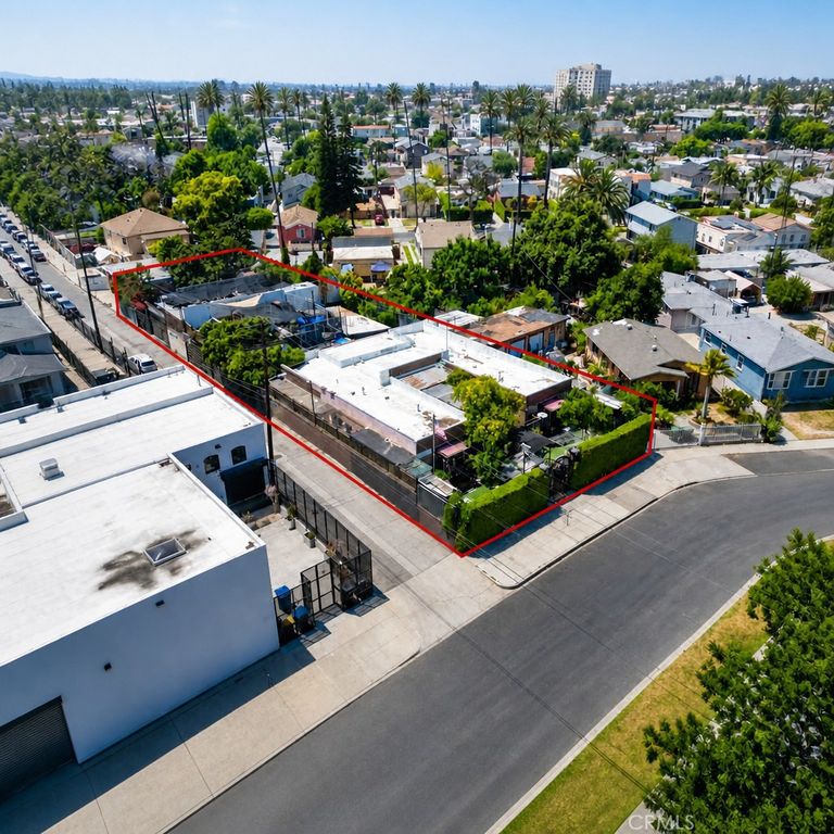 2949 S Harcourt Avenue, Los Angeles, CA 90016