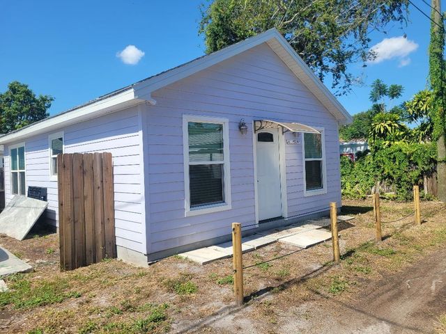 3631 N 4TH AVENUE N, St Petersburg, FL 33713