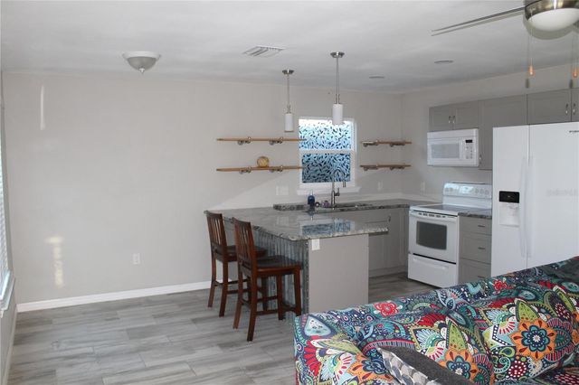 3631 N 4TH AVENUE N, St Petersburg, FL 33713