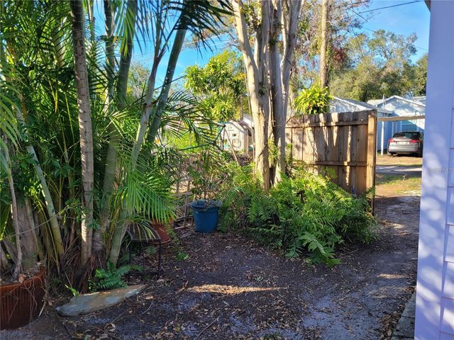 3631 N 4TH AVENUE N, St Petersburg, FL 33713