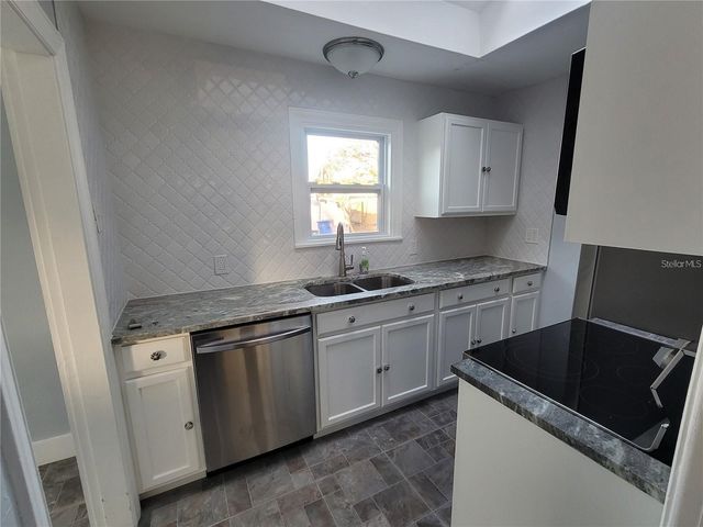 3631 N 4TH AVENUE N, St Petersburg, FL 33713