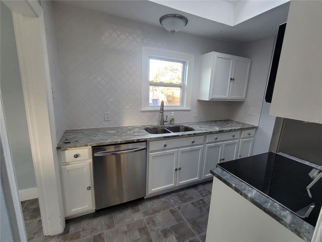 3631 N 4TH AVENUE N, St Petersburg, FL 33713