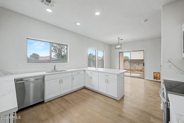 11446 E QUARRY Avenue, Mesa, AZ 85212