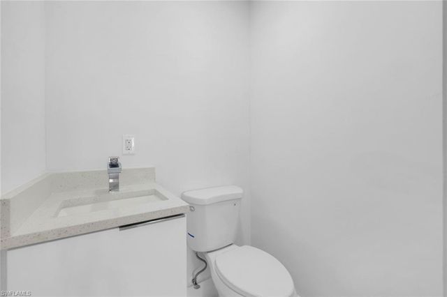 3435 Enterprise Ave Ste 4, Naples, FL 34104