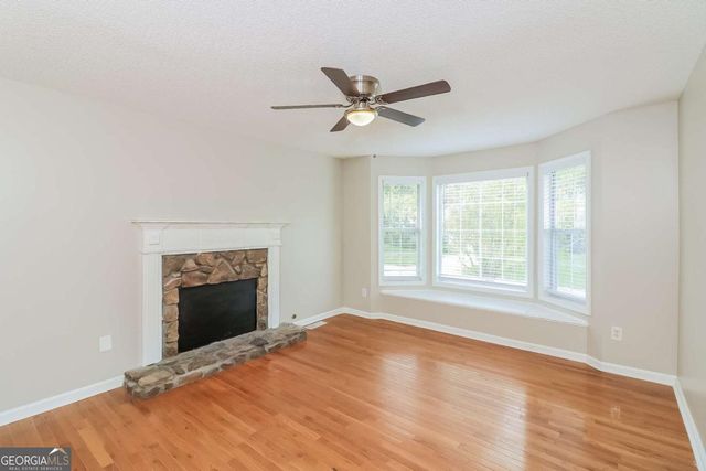 100 Ivy Glen Court, Dallas, GA 30157