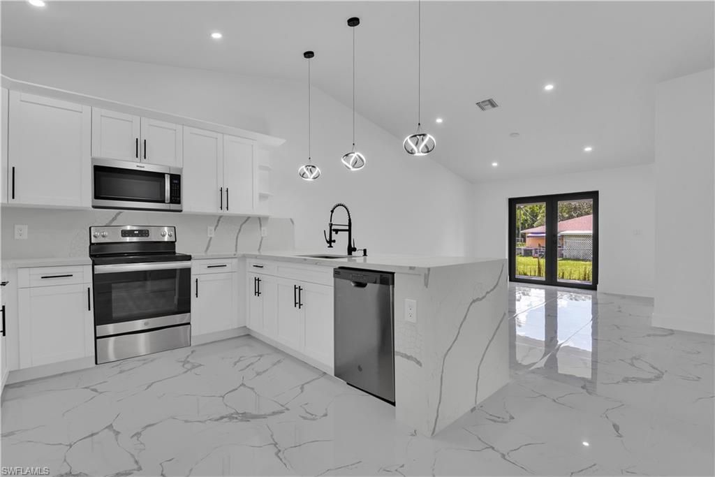 535-537 Ladd ST, LEHIGH ACRES, FL 33974 — photo 3