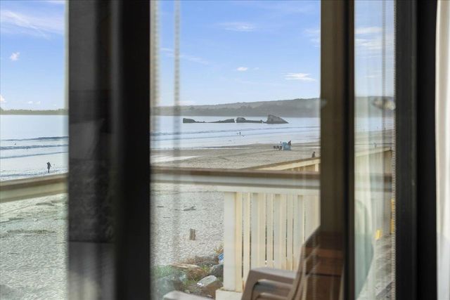 220 Beach Drive, Aptos, CA 95003