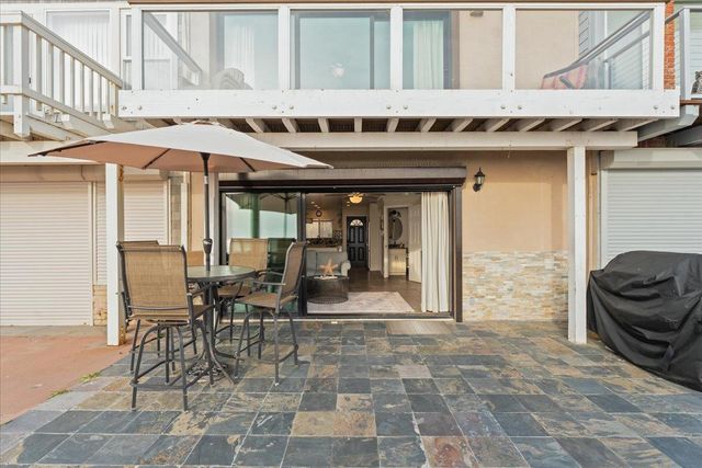 220 Beach Drive, Aptos, CA 95003