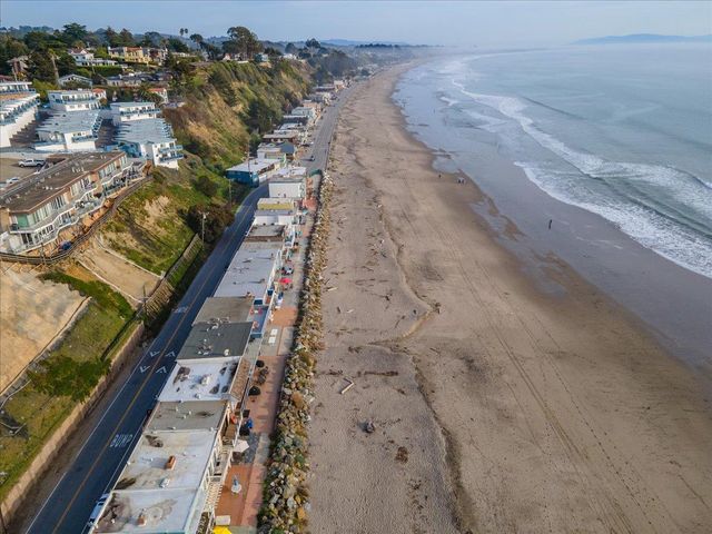220 Beach Drive, Aptos, CA 95003