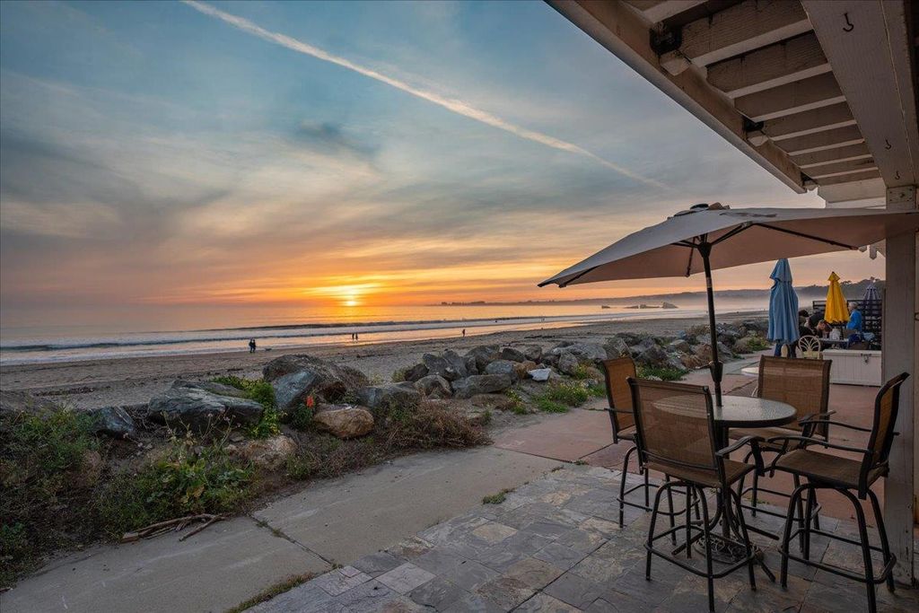 220 Beach Drive, Aptos, CA 95003